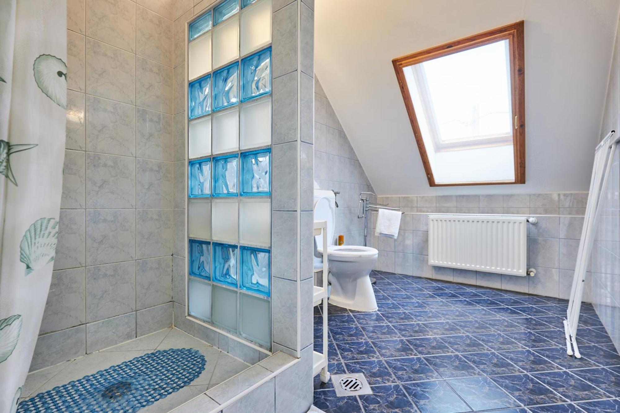 Ada Apartmanhaz ハイデゥソボスロー エクステリア 写真